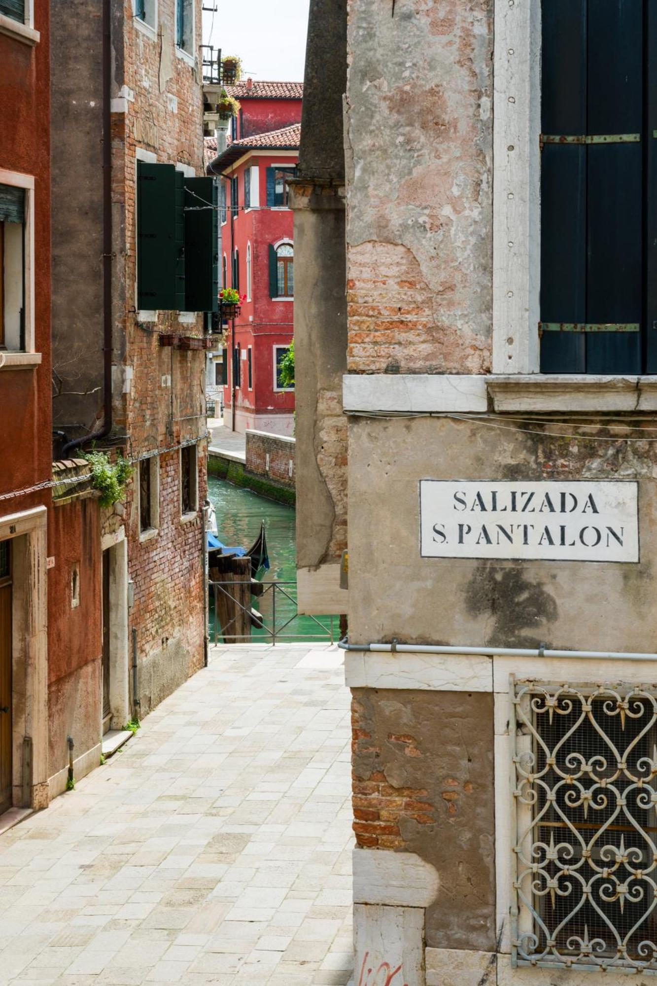 Ca Del Bezzo - Comfort & City View Venedik Dış mekan fotoğraf