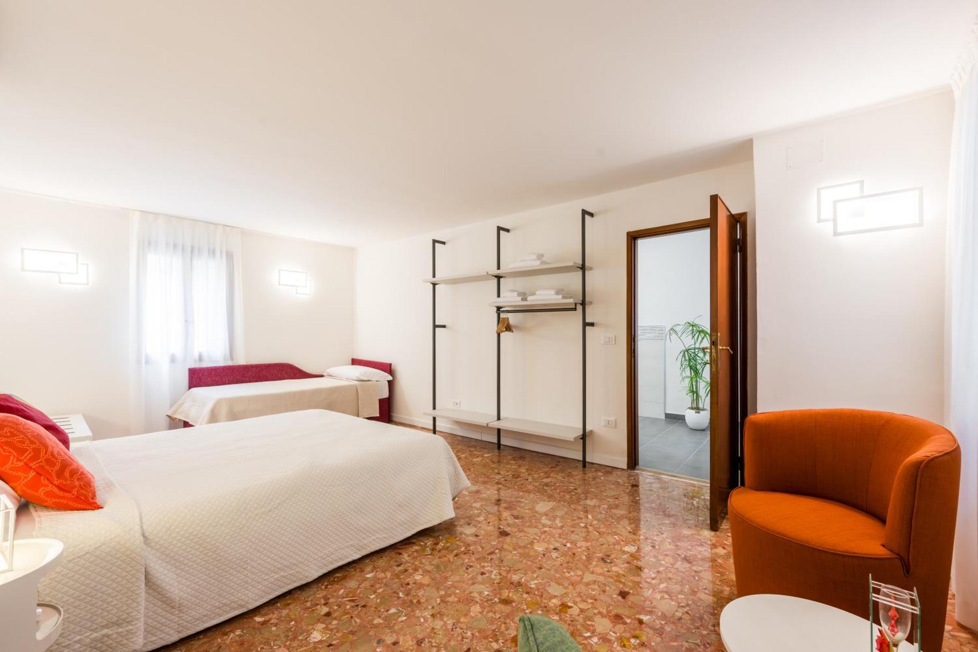 Ca Del Bezzo - Comfort & City View Venedik Dış mekan fotoğraf